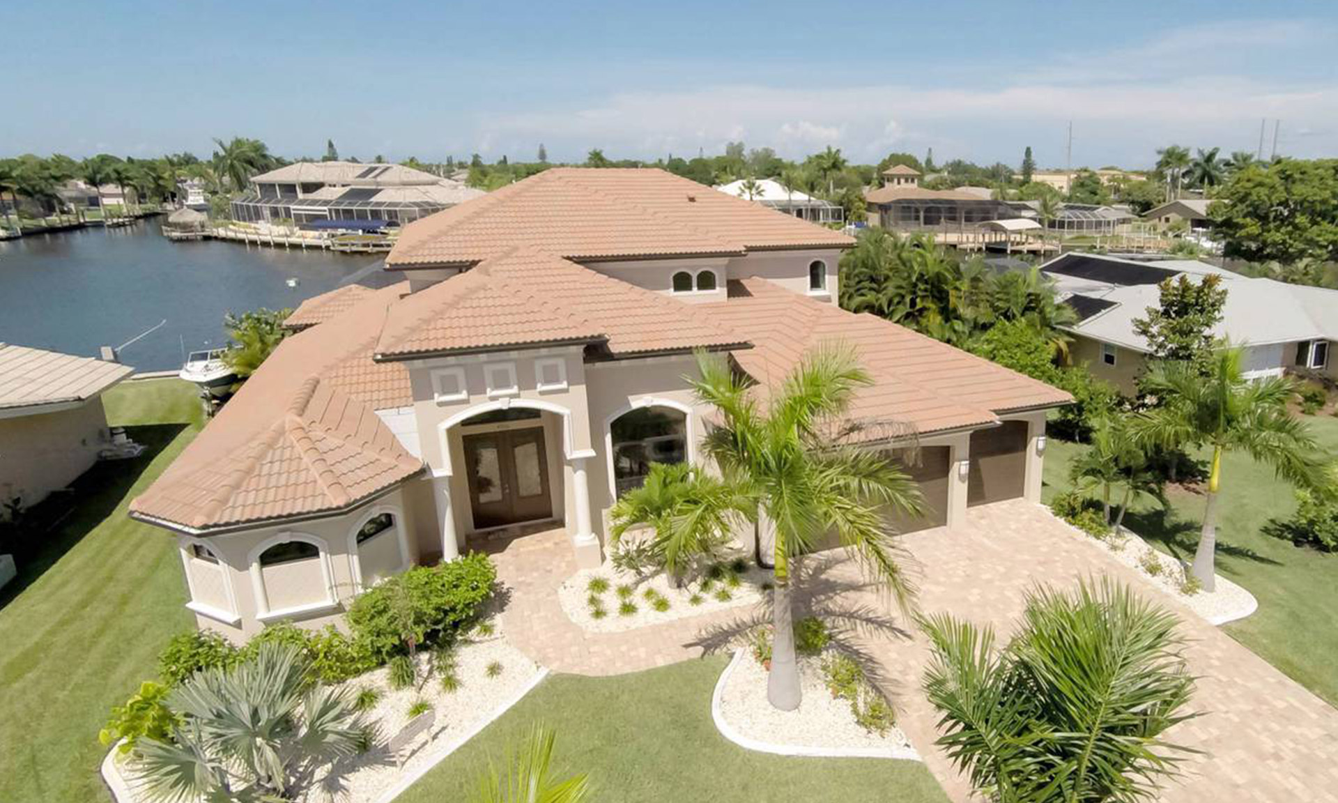 BMI Homes - Cape Coral - Ferienhaus direkt mieten, Hausverwaltung deutschsprachig, Immobilien, Neubau