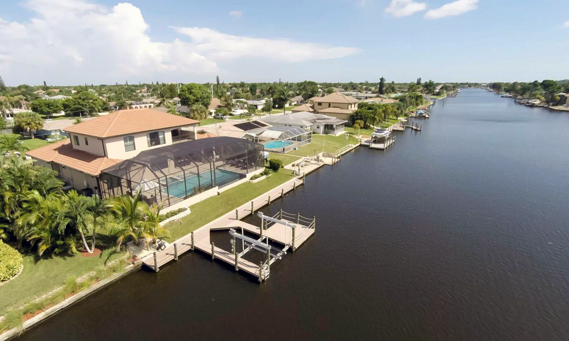 BMI Homes - Cape Coral - Ferienhaus direkt mieten, Hausverwaltung deutschsprachig, Immobilien, Neubau